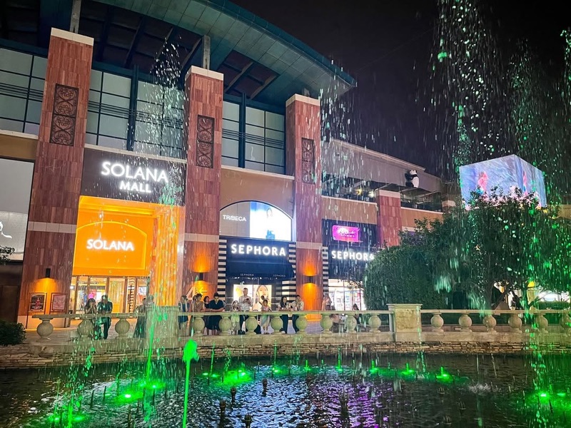 Solana Mall Food Court