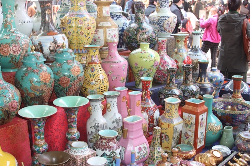 Panjiayuan Antique Market in Chaoyang District — Panjiayuan is Beijing's largest and most famous antique and flea market, a spraw
