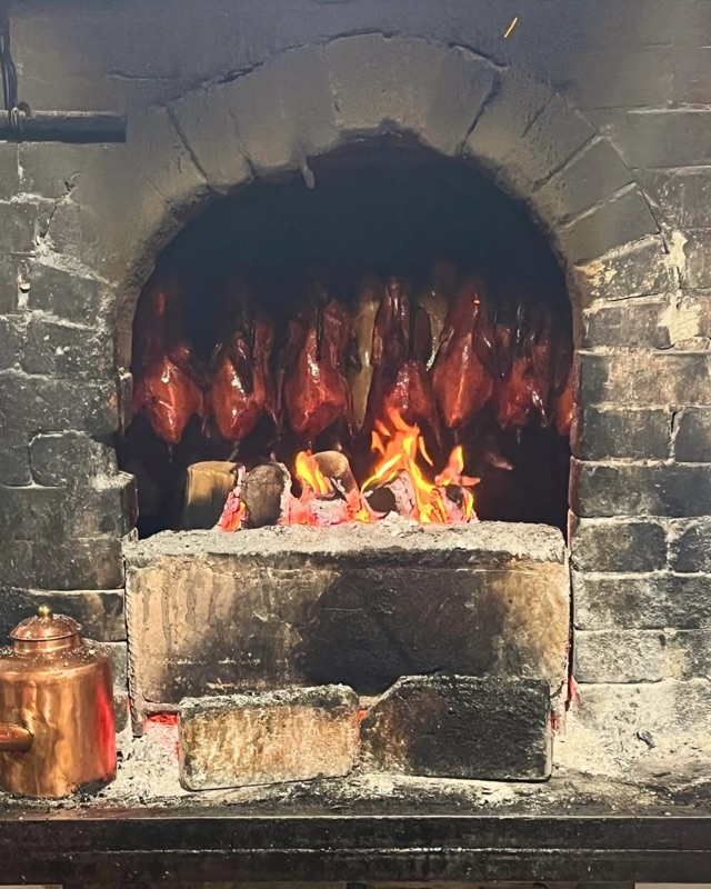 Li Qun Roast Duck (利群烤鸭) — Peking duck restaurant in Beijing