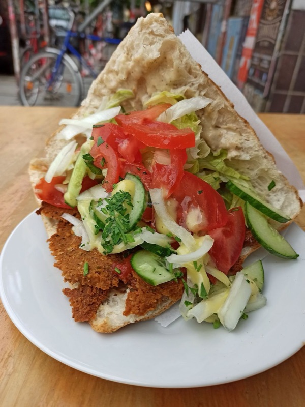 Vöner vegan döner in Friedrichshain, Berlin