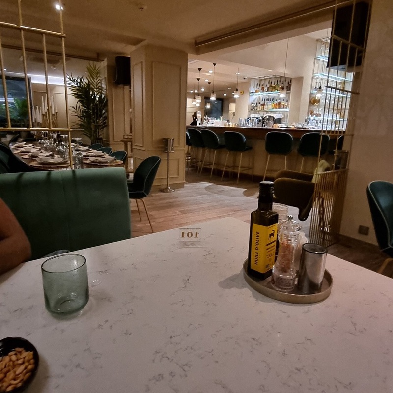 Le Fouquet's in Plateau