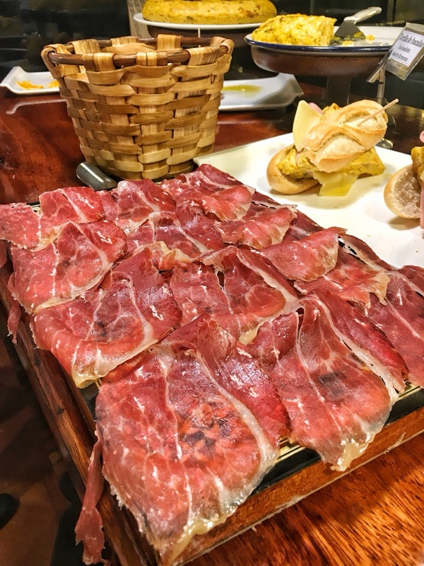 La Cepa pintxos bar jamón San Sebastián