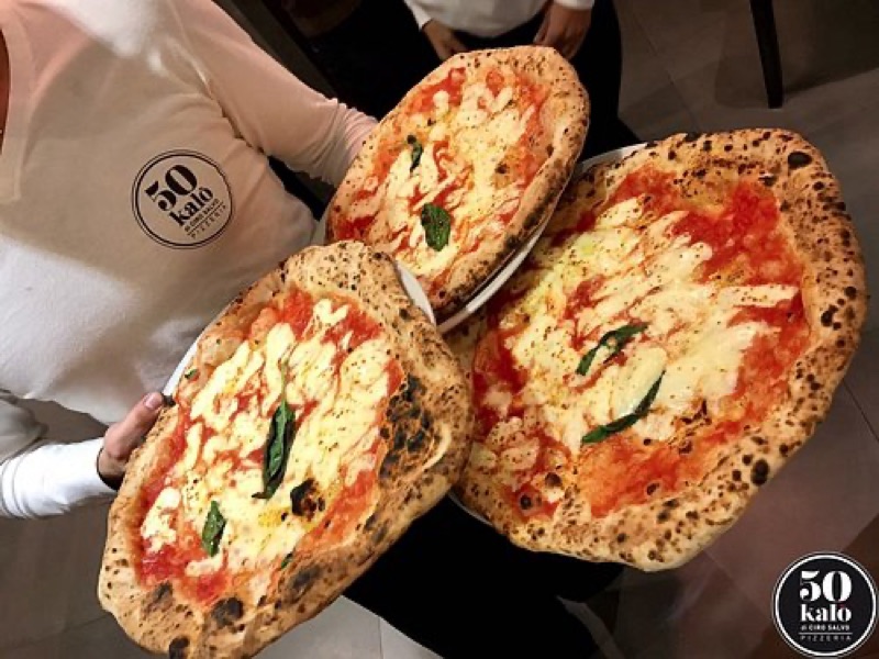 50 Kalò pizza in Mergellina, Naples