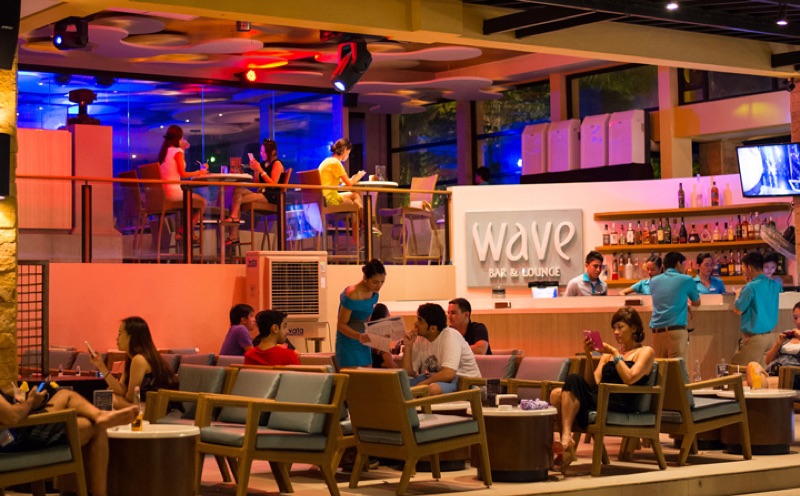 Wave Bar at Henann Regency Resort Boracay with fire dance show