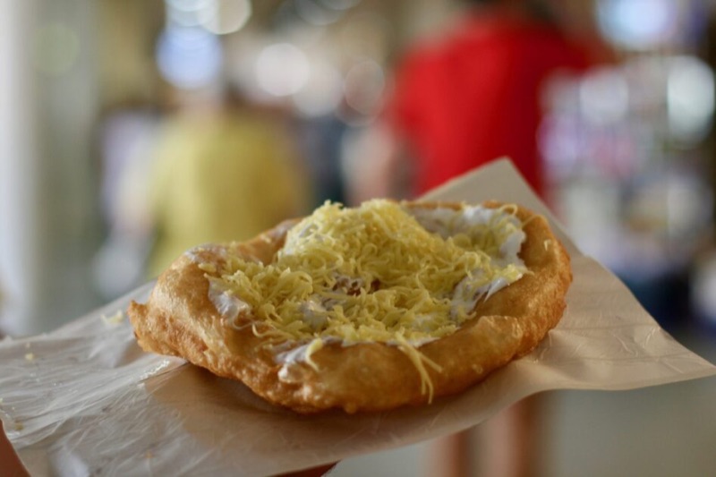 Lehel tér market lángos Budapest