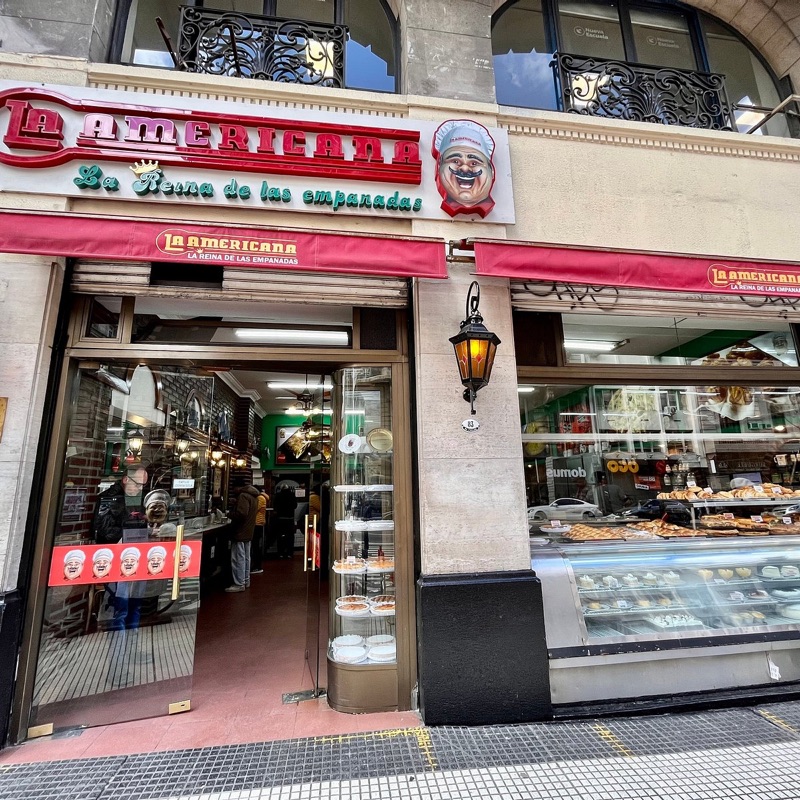 La Americana empanadas in Congreso, Buenos Aires
