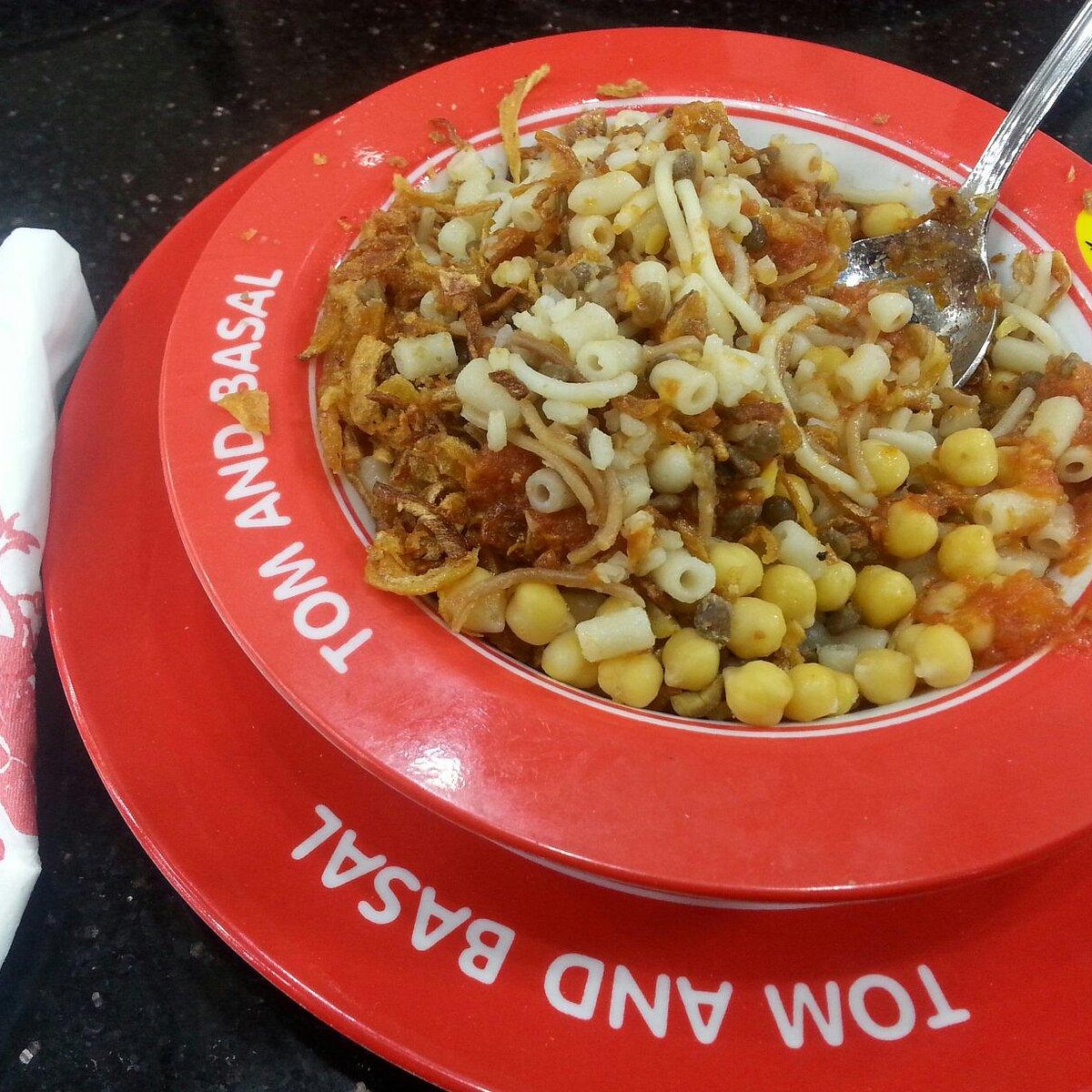 Tom & Basal (توم وبصل) in Downtown Cairo