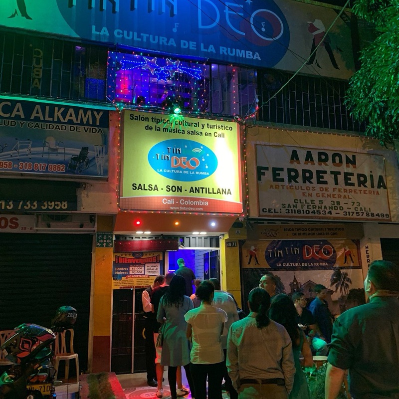 Tin Tin Deo in Calle 5 #38-71, near Parque del Perro