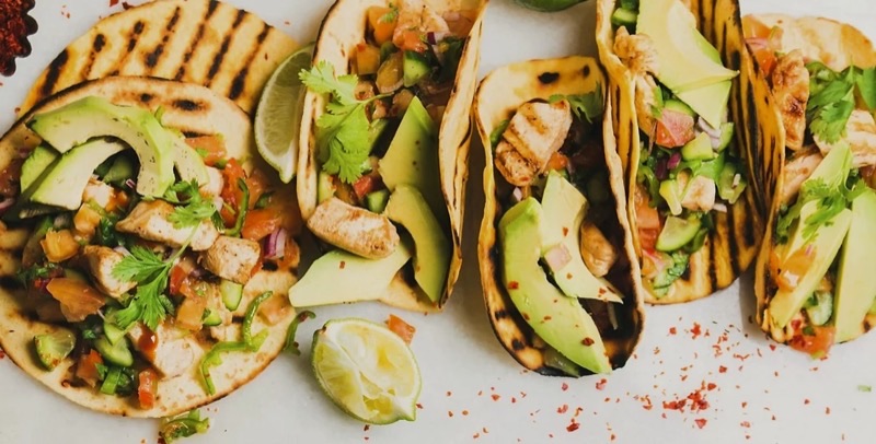 El Polilla in Downtown (Sm 23) — A legendary street-side stand famous for its suadero tacos, served from a large 