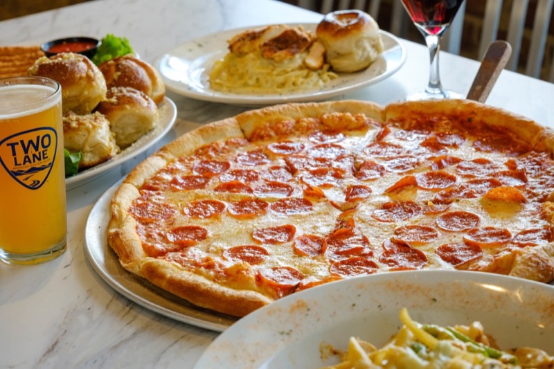 Hawthorne's NY Pizza & Bar in Elizabeth — Hawthorne's delivers classic New York-style pizza in a welcoming, family-friendl