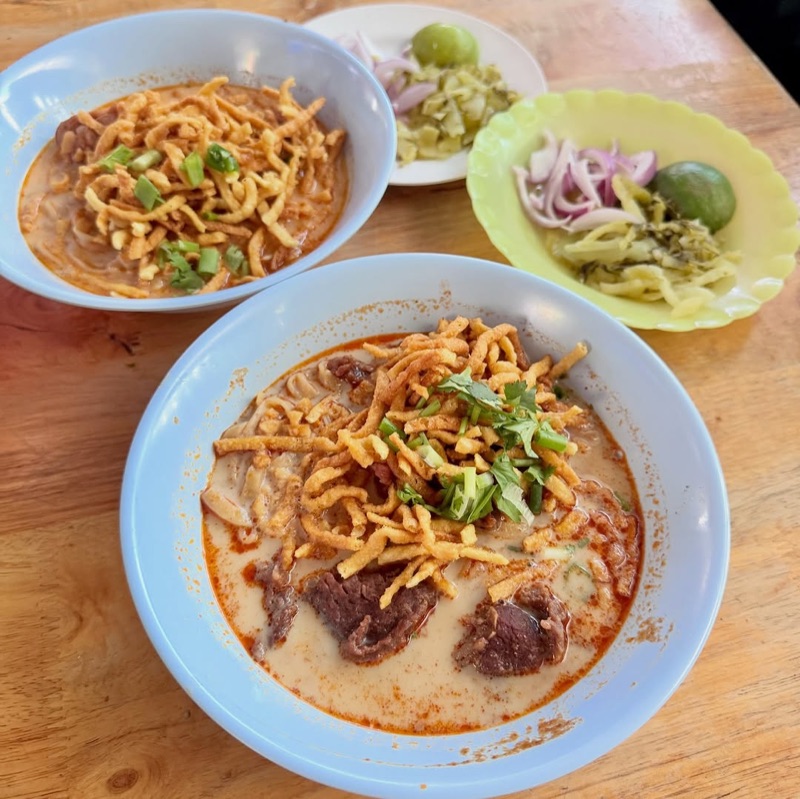 Khao Soi Lung Prakit Kad Kom