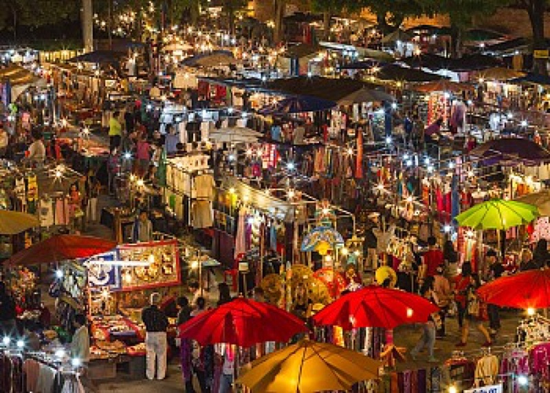 Chiang Rai Night Bazaar with food stalls and handicrafts