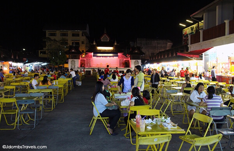 Sunday Happy Street market in Chiang Rai with local vendors