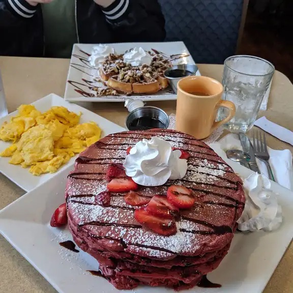 Meli Cafe in River North — Meli Cafe brings a touch of Mediterranean freshness to the classic American brea