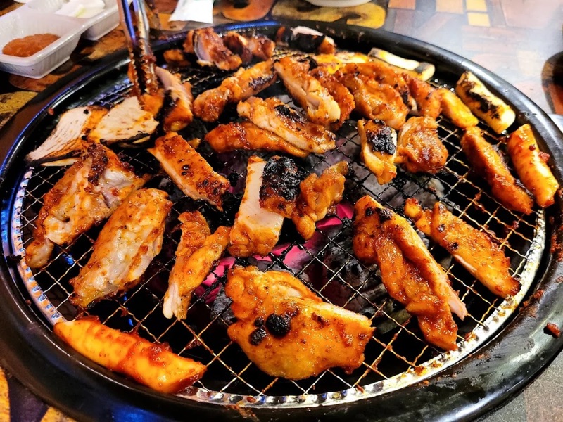 Kko Kko Dakgalbi pan-style spicy chicken in Chuncheon