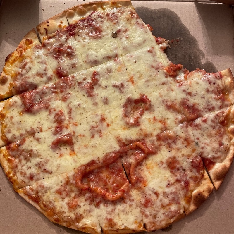 Plank's Cafe & Pizzeria in German Village — Plank's is a historic dive bar in German Village serving up classic Columbus-sty