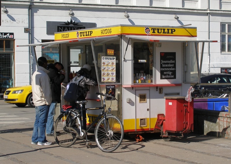 DØP organic Danish hot dog stand in Copenhagen