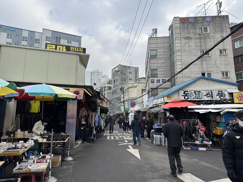 Best Vintage Shopping in Dongmyo