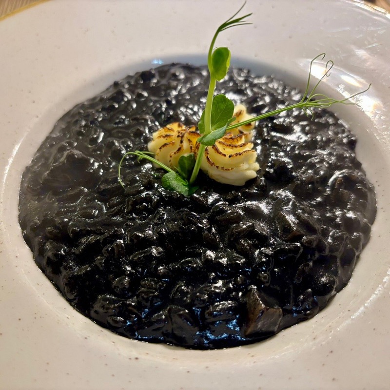 Lucin Kantun restaurant in Dubrovnik Old Town