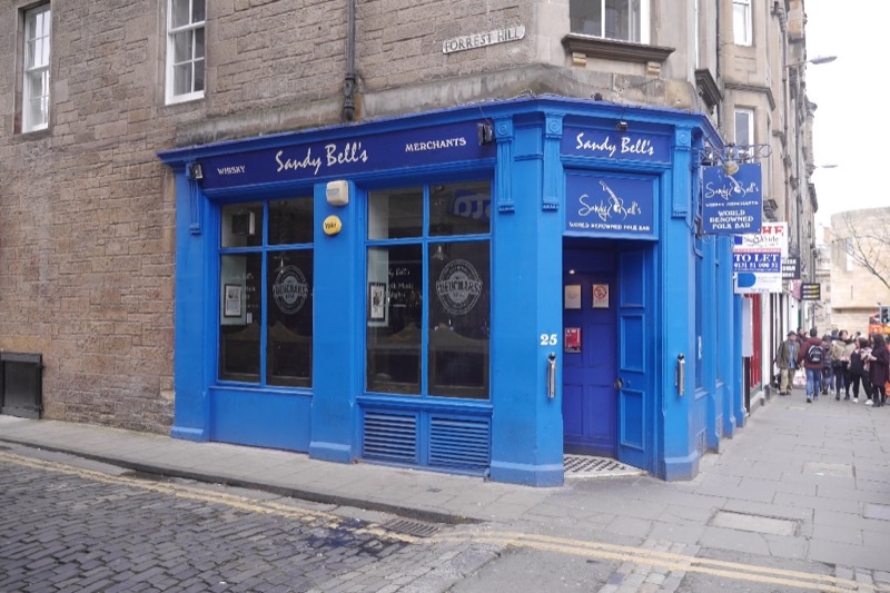 Sandy Bell's folk music pub in Edinburgh