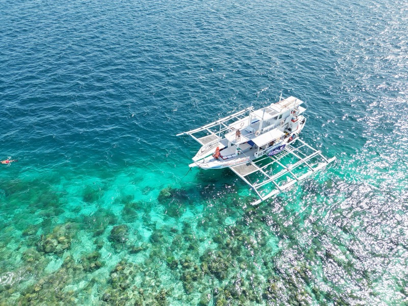 Big Dream Boatman expedition between El Nido and Coron