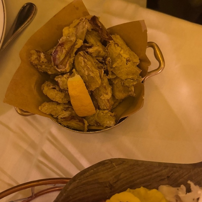 La Giostra in Santa Croce — Owned by Prince Dimitri d'Asburgo Lorena, La Giostra offers a wonderfully romant