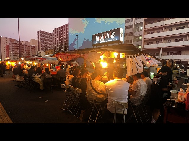 Kojima Shoten yatai with mentaiko and oden in Nakasu, Fukuoka