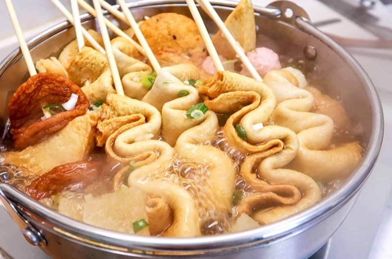 Pojangmacha tent serving eomuk tang (fish cake soup) in Busan
