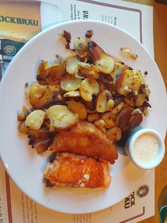 Blockbräu in St. Pauli — Blockbräu is a massive, multi-level brewpub right by the St. Pauli Landungsbrück