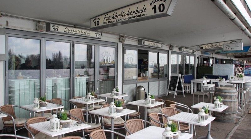 Brücke 10 in Hamburg