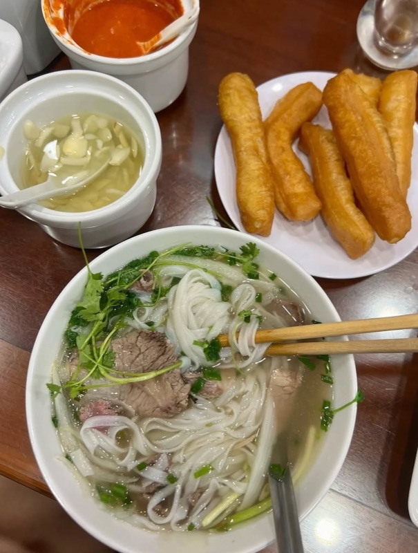Phở 10 Lý Quốc Sư in Hanoi