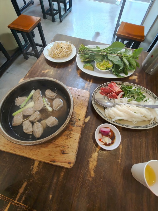 Phở Tư Hùng in Hanoi