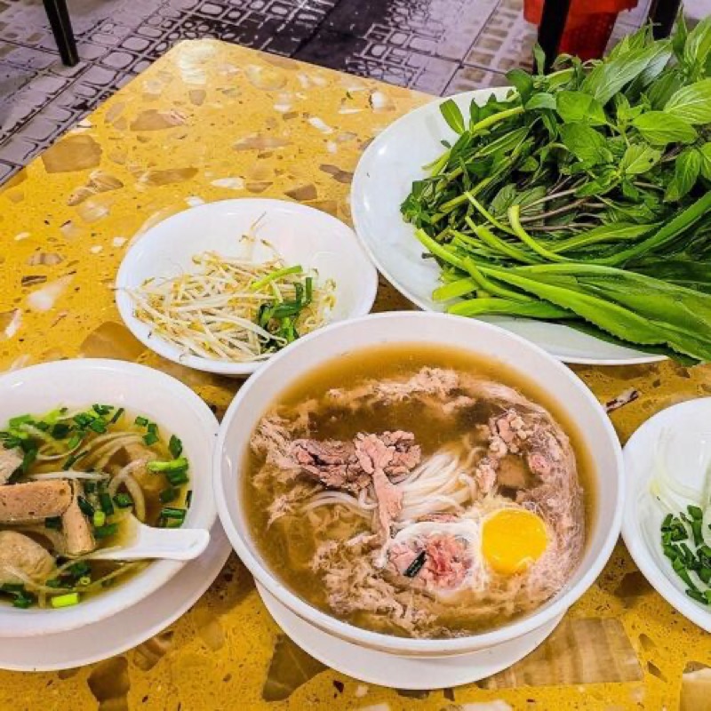 Phở Hùng in District 1, Ho Chi Minh City
