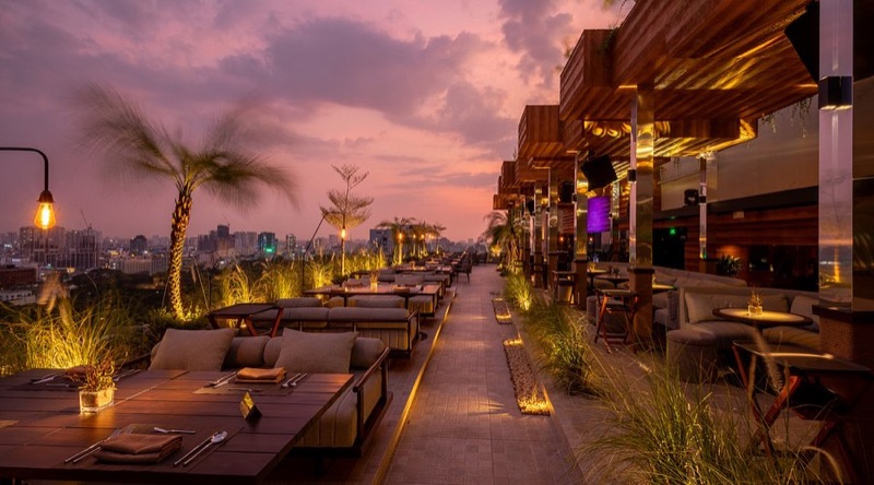 Shri Lifestyle Dining rooftop in Ho Chi Minh City