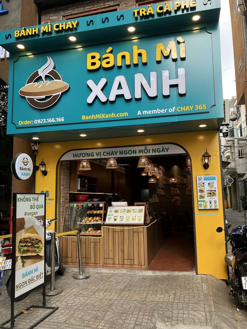 12 Best Vegetarian Street Food in Ho Chi Minh City (2026)