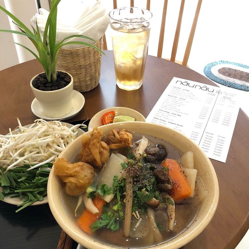 nâunâu Vegan restaurant in Ho Chi Minh City
