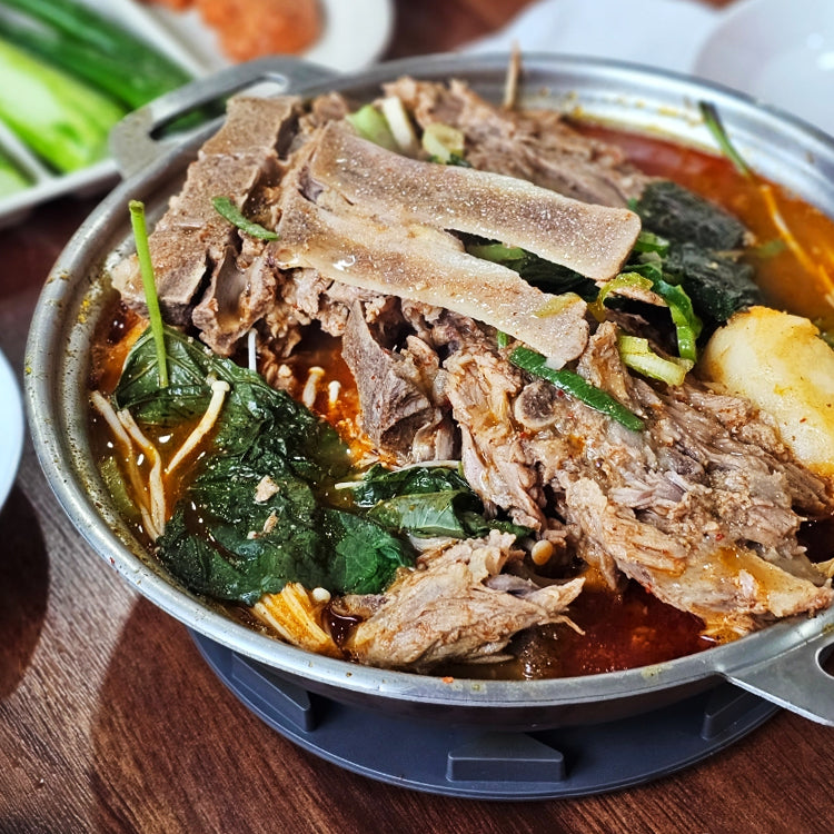 Gamjatang pork bone stew in Hongdae, Seoul