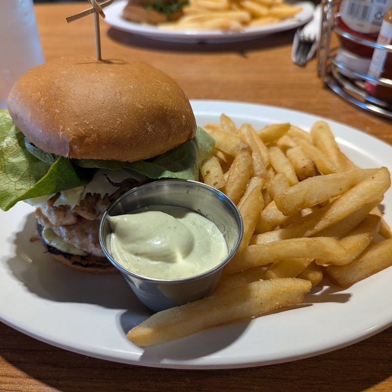 Nico's Pier 38 in Kaka'ako — Located right by the Honolulu Fish Auction, Nico's Pier 38 is famous for its inc