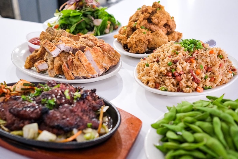 Side Street Inn in Kaimuki — A beloved local institution, Side Street Inn is famous for its generous portions