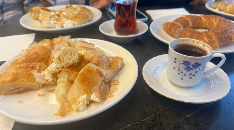 Çağdaş Börek in Cihangir, Sıraselviler Cd. No:85, 34433 Beyoğlu/İstanbul, Türkiye
