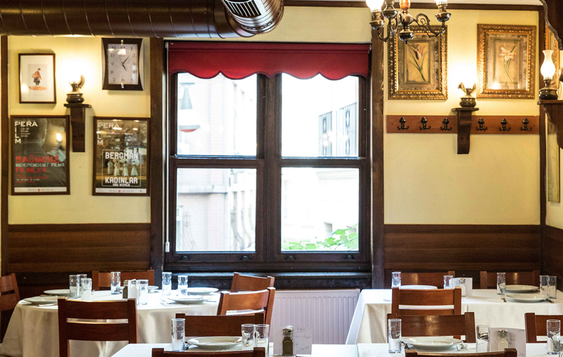 Asmalı Cavit in Asmalımescit, Beyoğlu, Istanbul