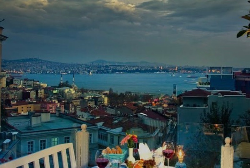 Eleos Beyoğlu in Beyoğlu, Istanbul