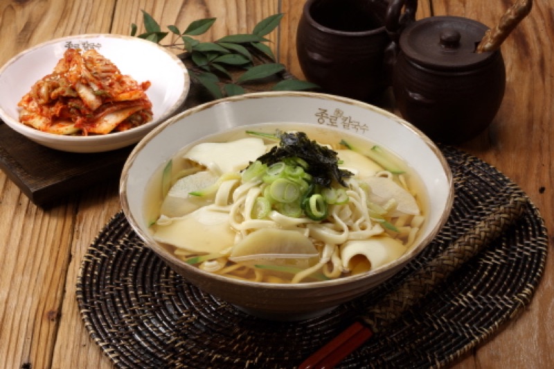 Halmeoni Kalguksu hidden alleyway noodle shop in Jongno Seoul