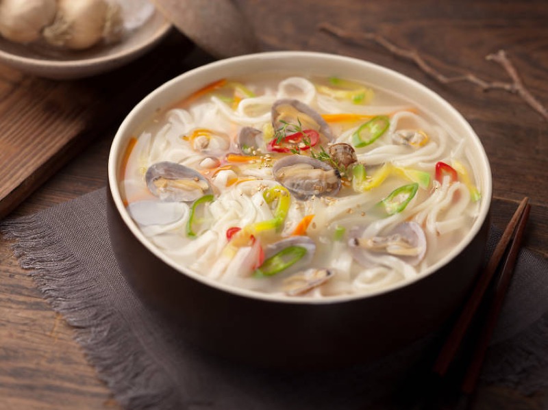 Minbok Wonjo Bossam Kalguksu bossam and noodles Seoul