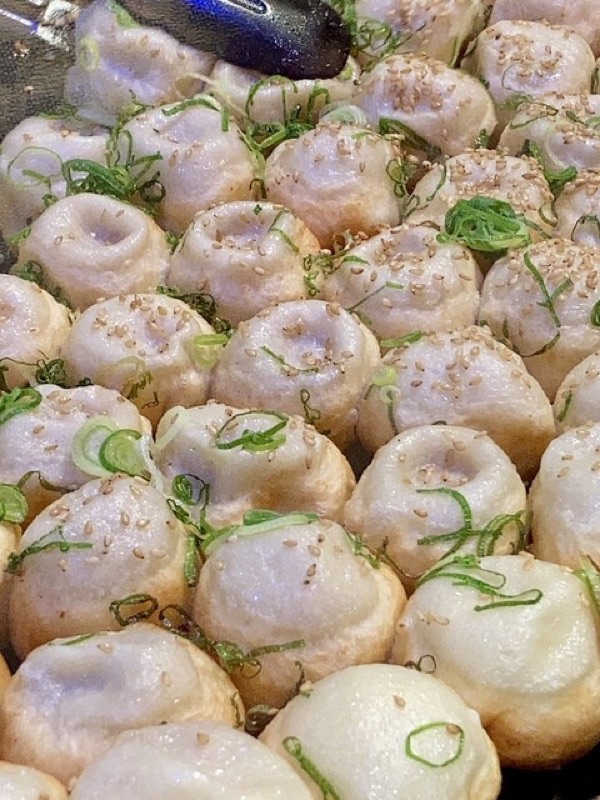 YUNYUN pan-fried xiaolongbao in Kobe Nankinmachi