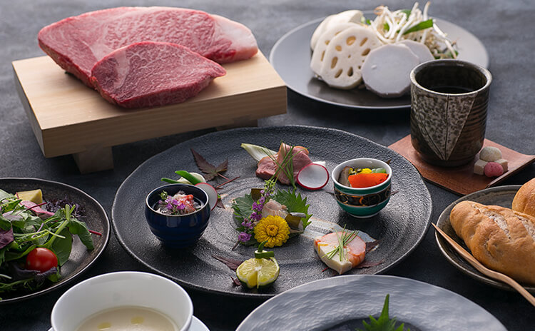 Mouriya Honten in Sannomiya — A historic and revered establishment, Mouriya Honten is synonymous with the fine