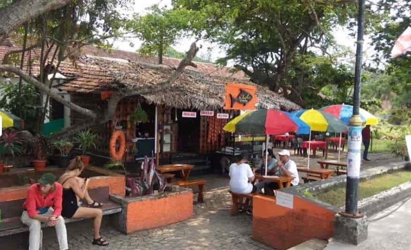 Maples Seafood Restaurant in Beach Walkway, Fort Kochi