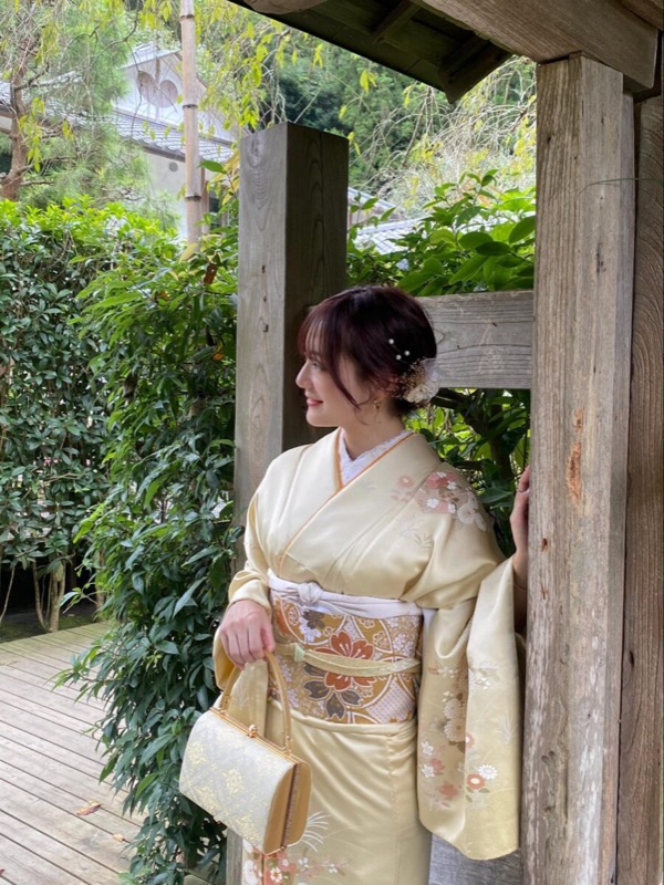 Rikawafuku modern kimono rental in Kyoto