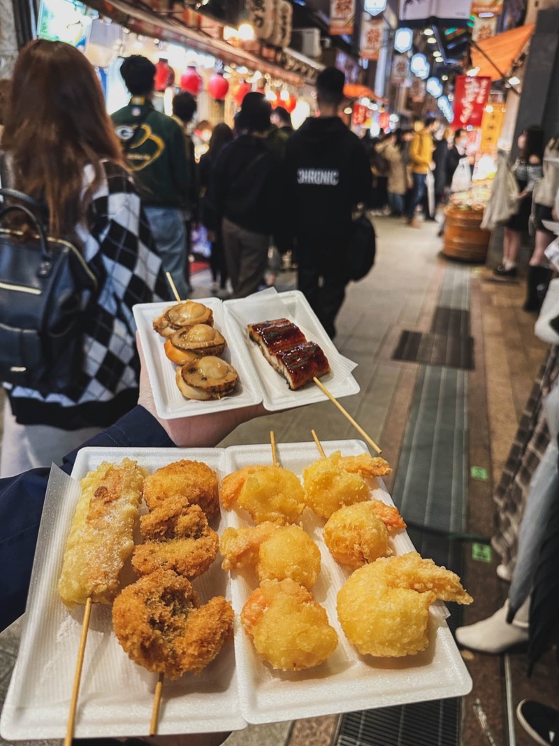 Heian Den Hon Ten in Central Kyoto, near Nishiki