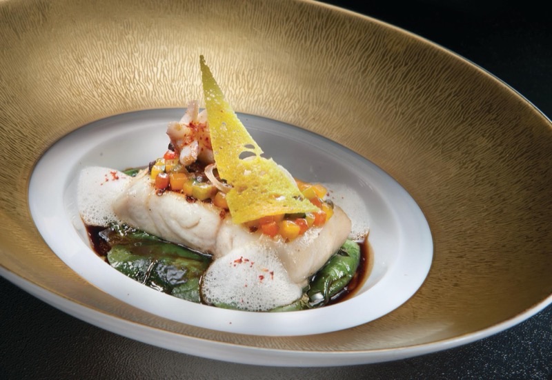 Joël Robuchon in MGM Grand (South Strip) — The only three Michelin-starred restaurant in Las Vegas, Joël Robuchon offers an